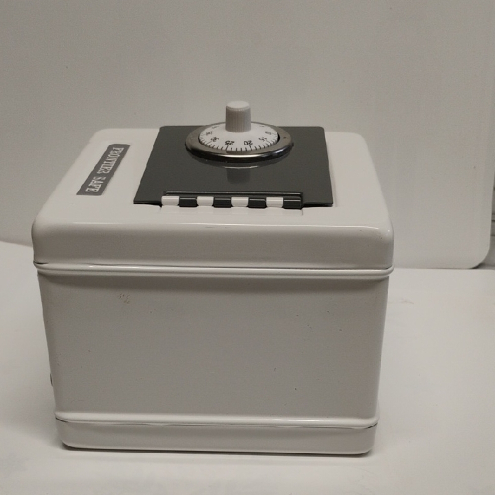 Kids White and Gray Toy Safe - Picture 9 of 9